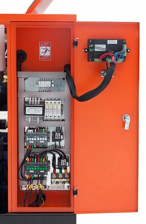 Станция компрессорная электрическая с частотным регулированием ЗИФ-СВЭ-2/0,7 ШМЧ