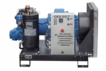 Станция компрессорная электрическая для неотапливаемого цеха нешумозаглушенная ЗИФ-СВЭ-4,0/0,7 без кожуха с пакетом "Север"
